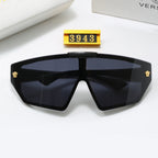 Coole Sonnenbrille mit großem Rahmen