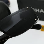 Modische Sonnenbrille mit kleinem Rahmen