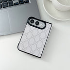 Traditional Design Phone Case For iPhone Duo