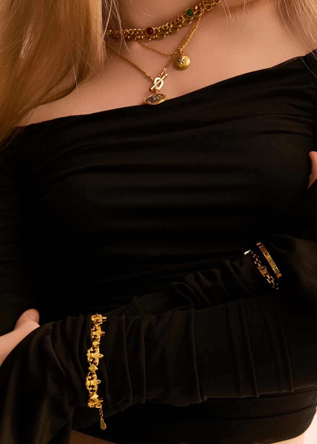 Tully Goldenes Armband