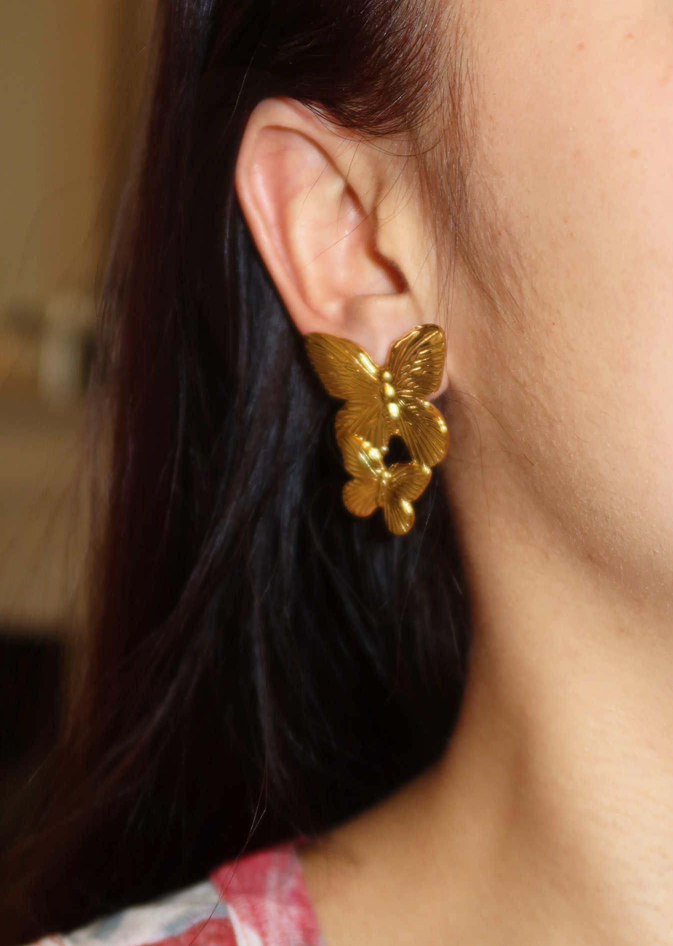 Duo riesige goldene Mottenohrringe