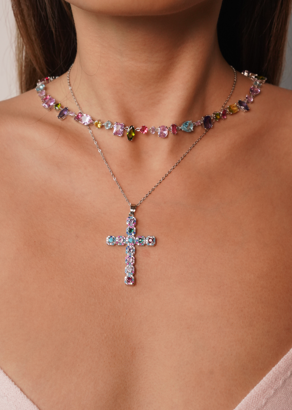Im Namen der Rose Kreuz Halskette in Silber