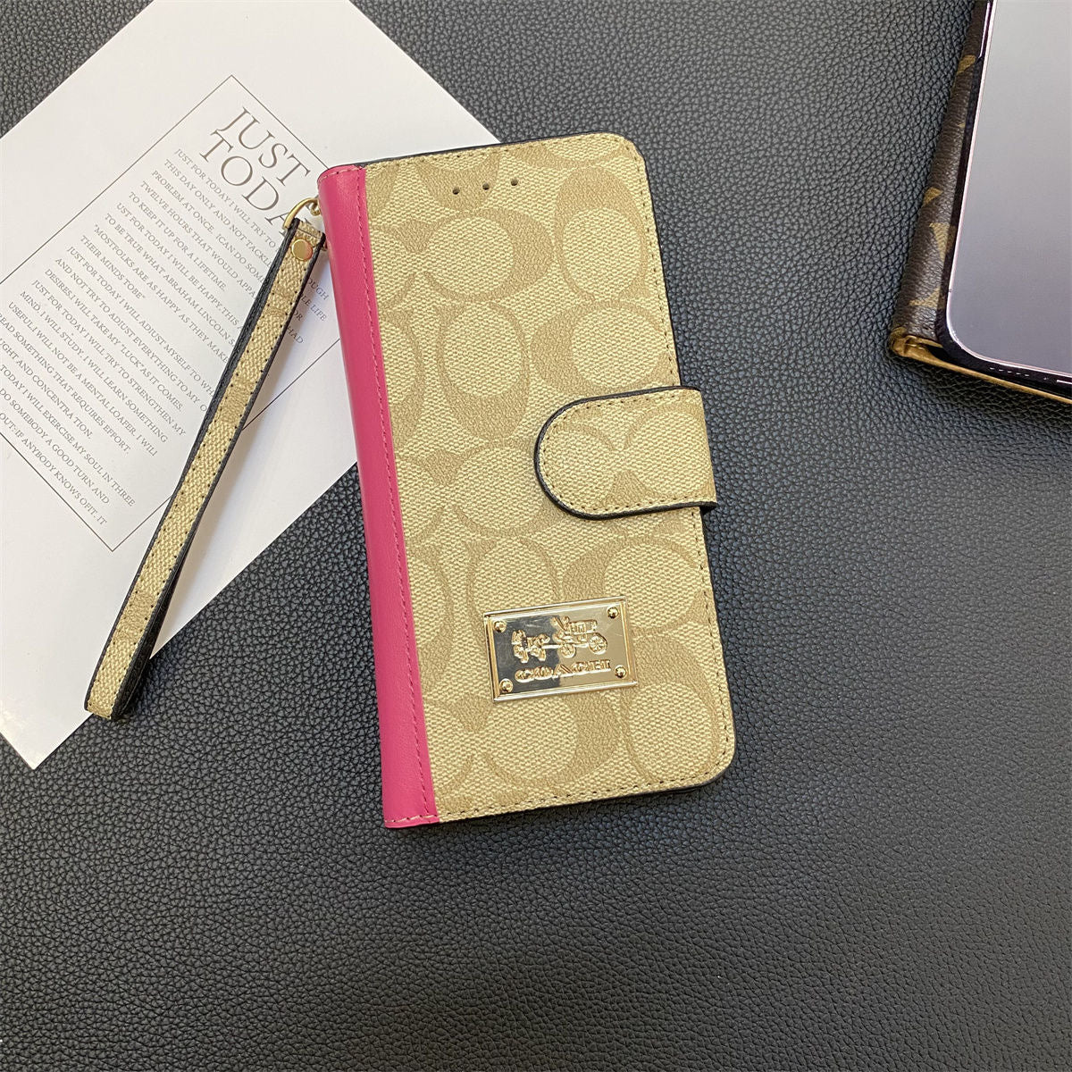 Fresh Letters Klassische Leder-Telefonhülle 