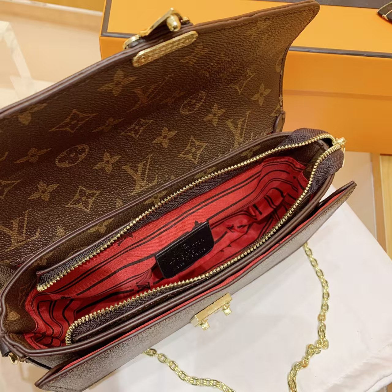 Popular Long Chain Brown Phone Bag