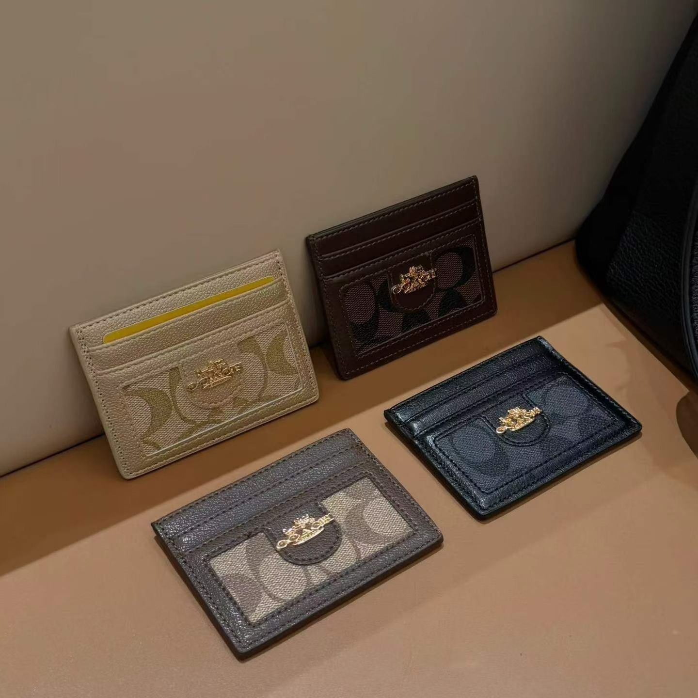 Fresh Card Holder