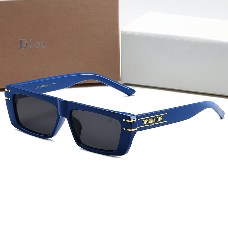 Neue Sonnenbrille mit kleinem Rahmen