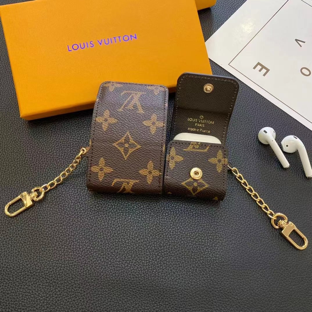 Klassische AirPods-Hülle mit verblasstem Muster 