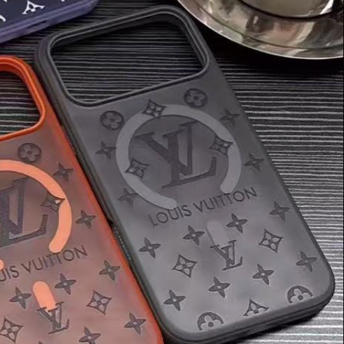 Transparent Designs MagSafe Phone Case For iPhone