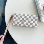 Handytasche mit Blumenmuster 