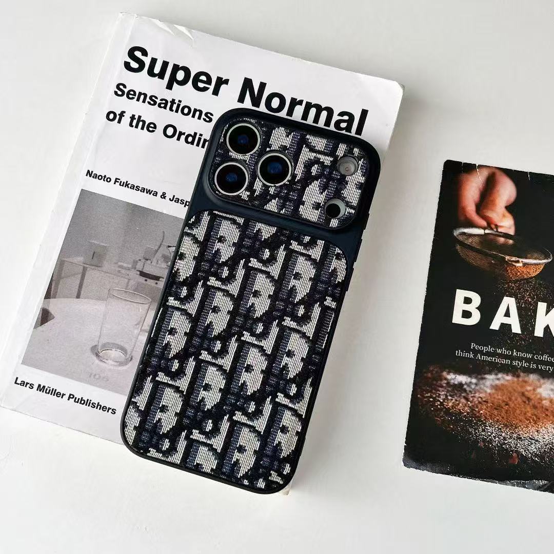 Heart Chain Design Phone Case For iPhone