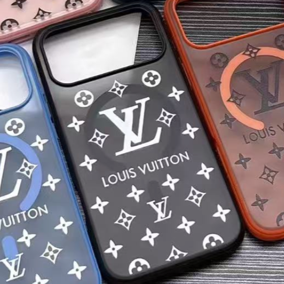 Transparent Designs MagSafe Phone Case For iPhone