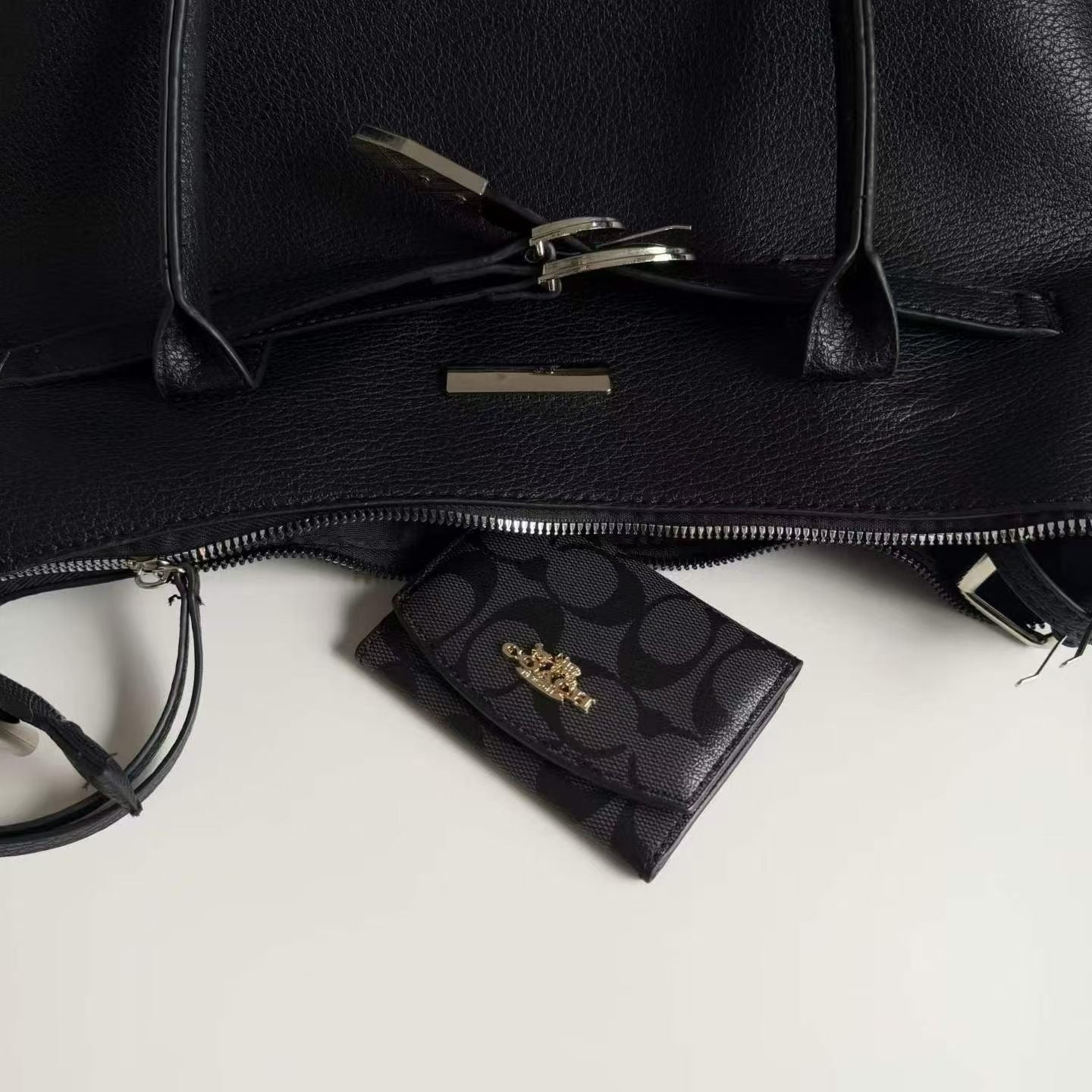 Fashion Shoulder Chain Card Wallet