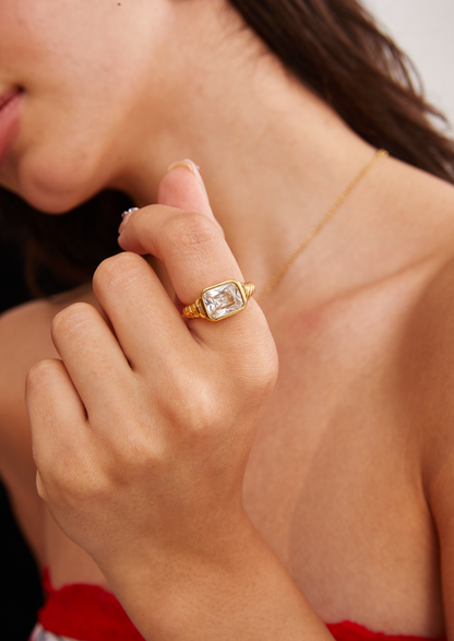 Goldring mit Karema-Diamanten