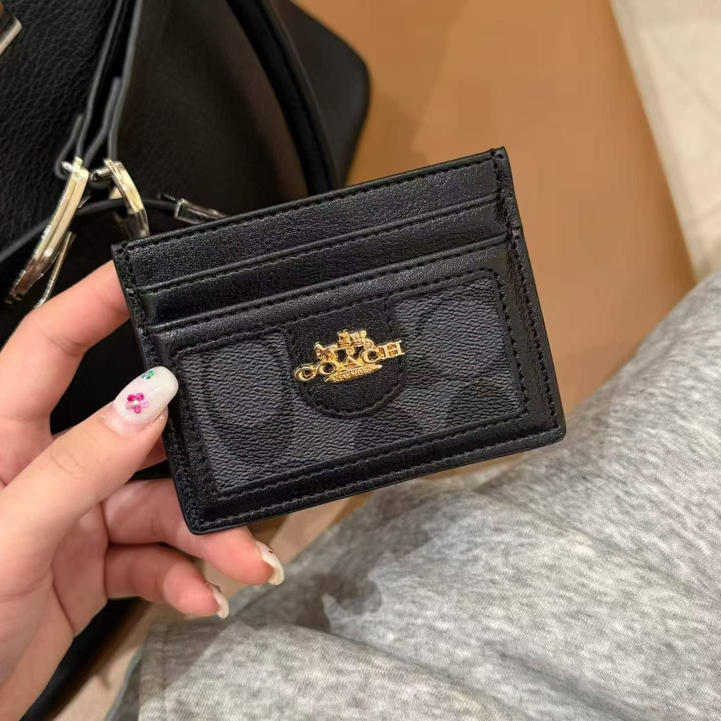 Fresh Card Holder