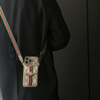 Klassische Handyhülle mit Riemen und Brieftasche für das iPhone
