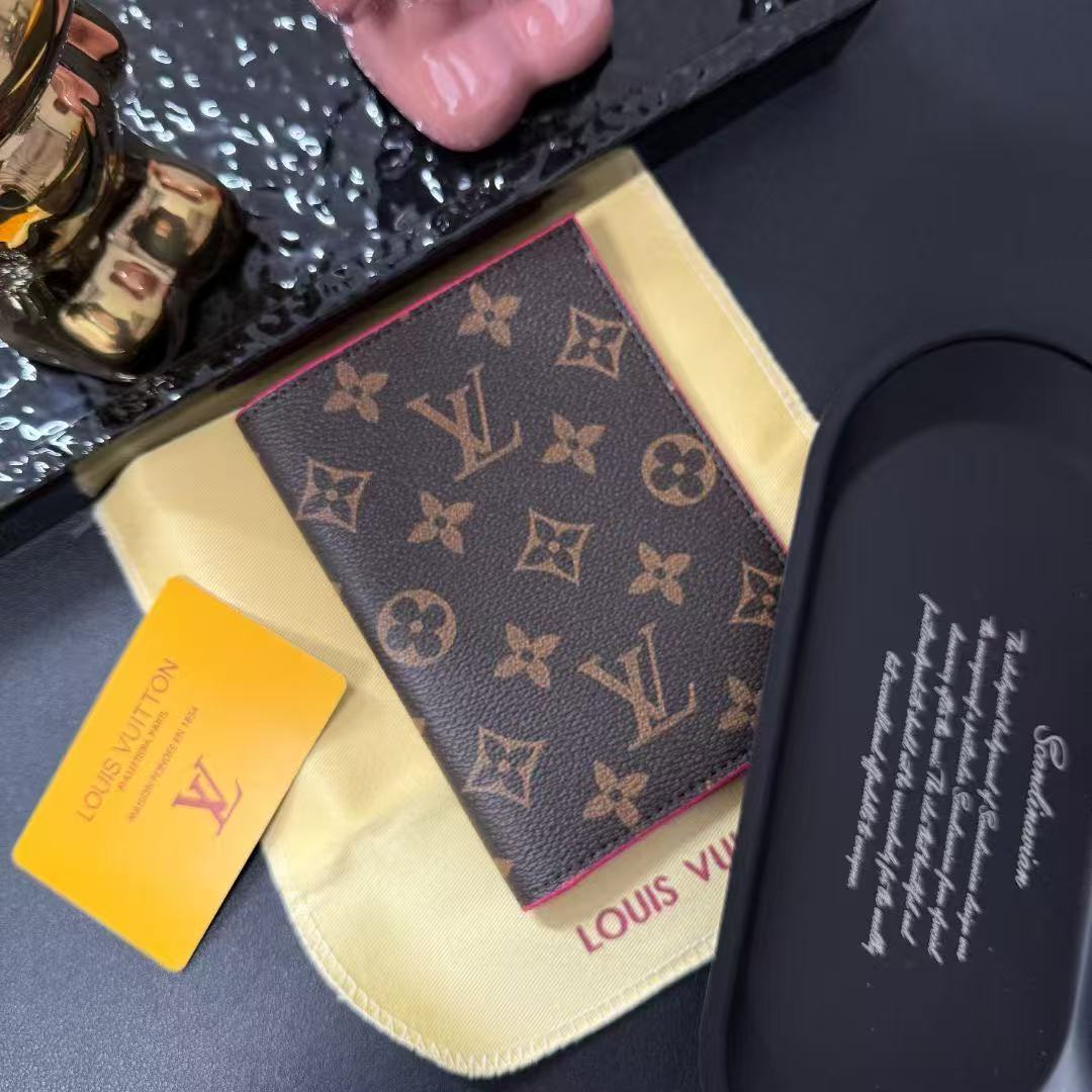 Nuova custodia per passaporto con clip per portafoglio stampata