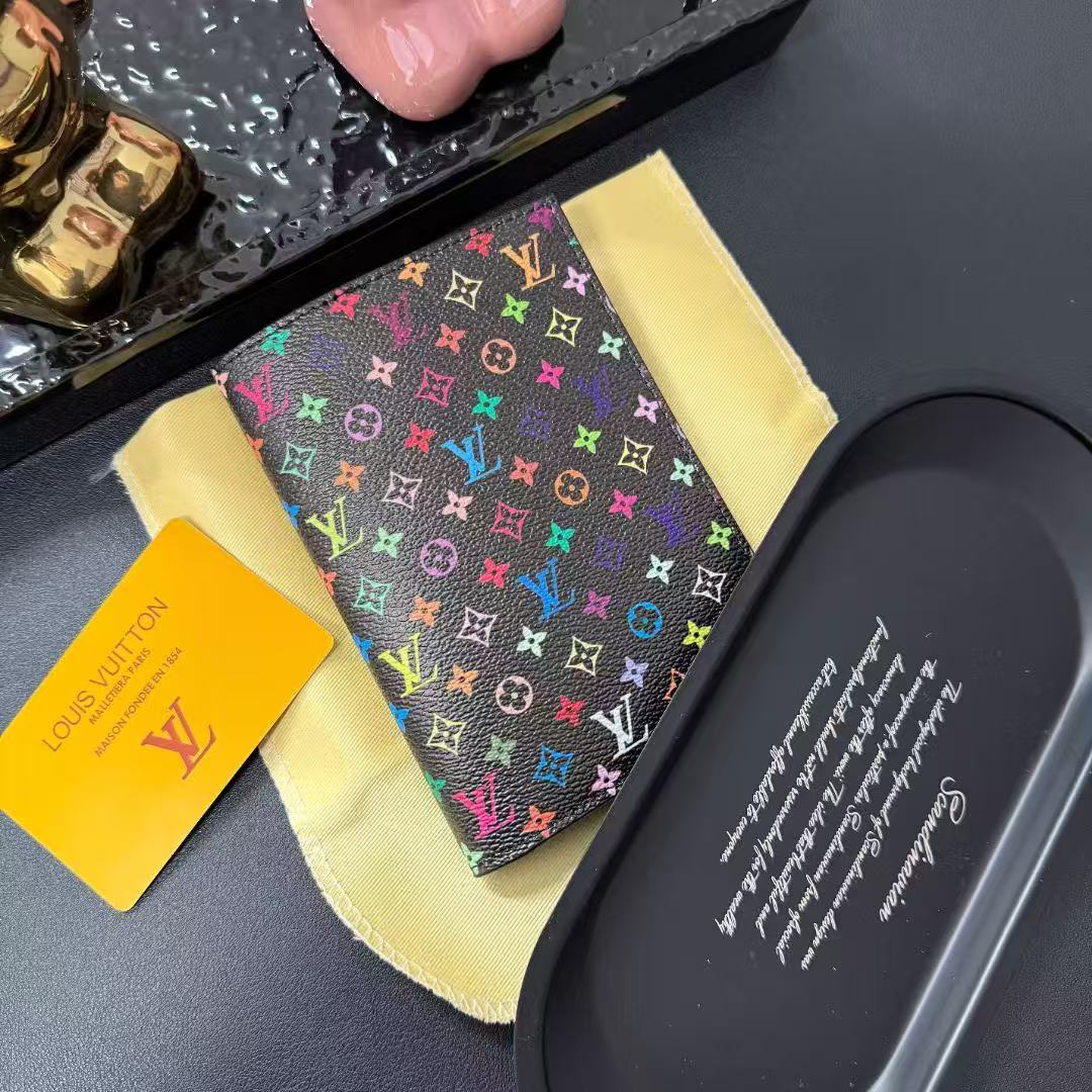 Nuova custodia per passaporto con clip per portafoglio stampata