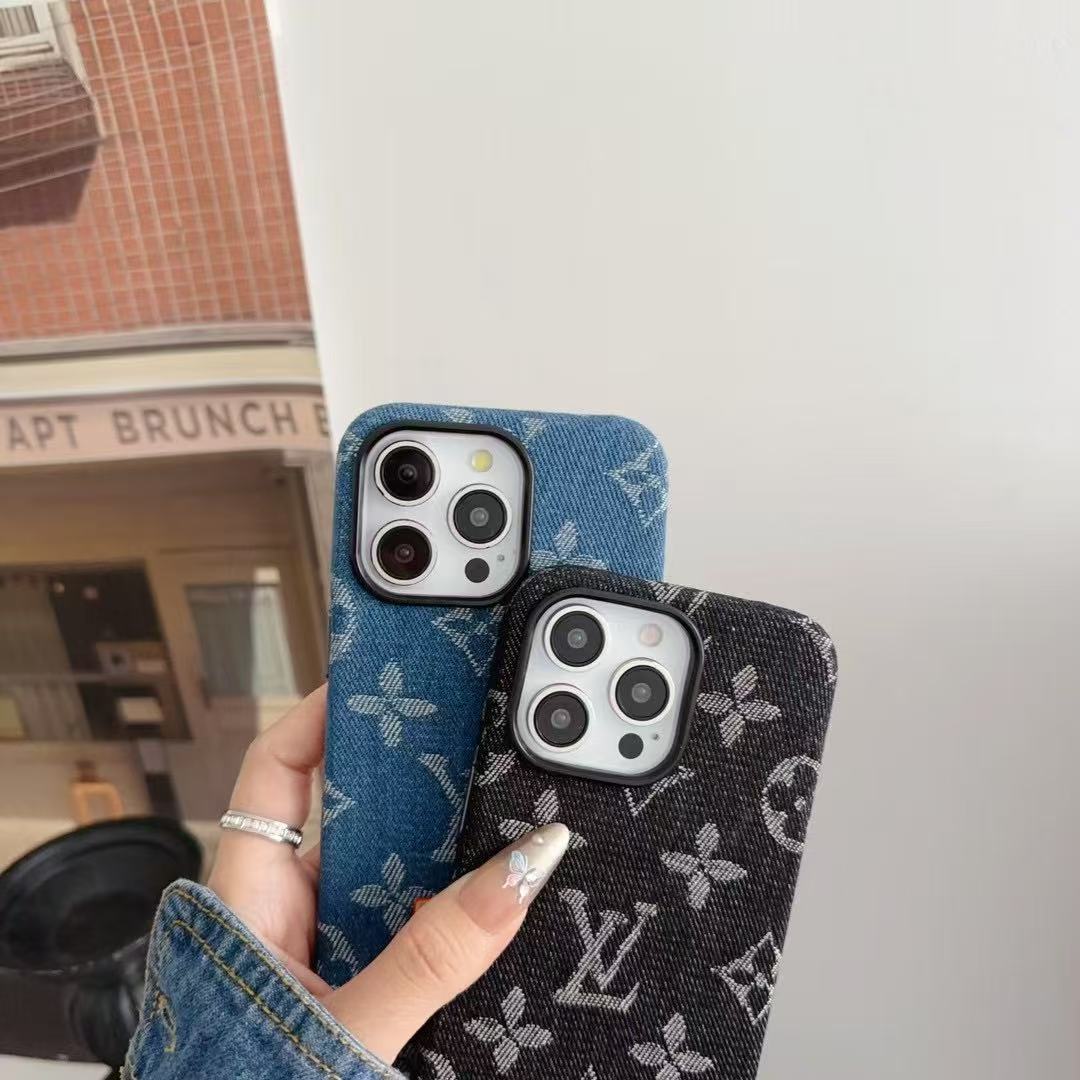 Custodia per iPhone con ricamo in denim