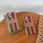 Custodia per telefono con design color legno per iPhone