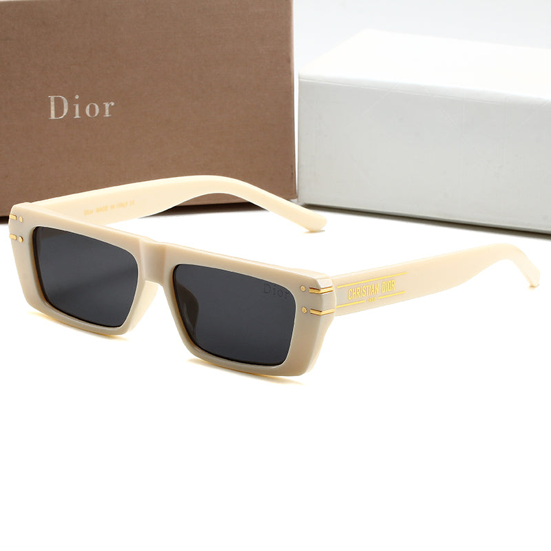 Neue Sonnenbrille mit kleinem Rahmen