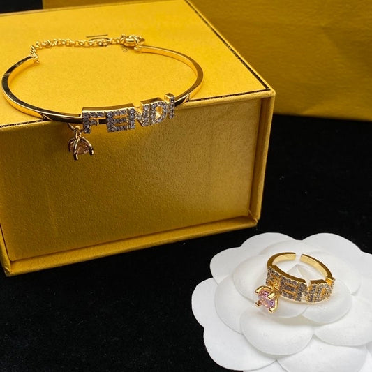 Golden Cool Chain Bracelet Ring