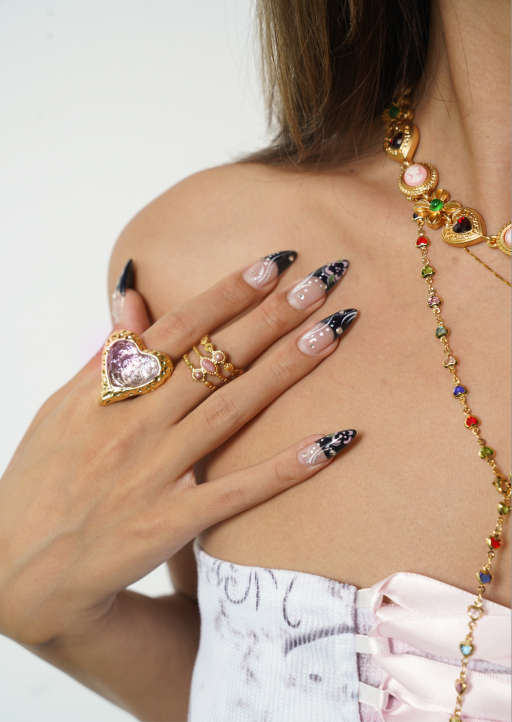 Adam Love In All Shape Rosa Ring
