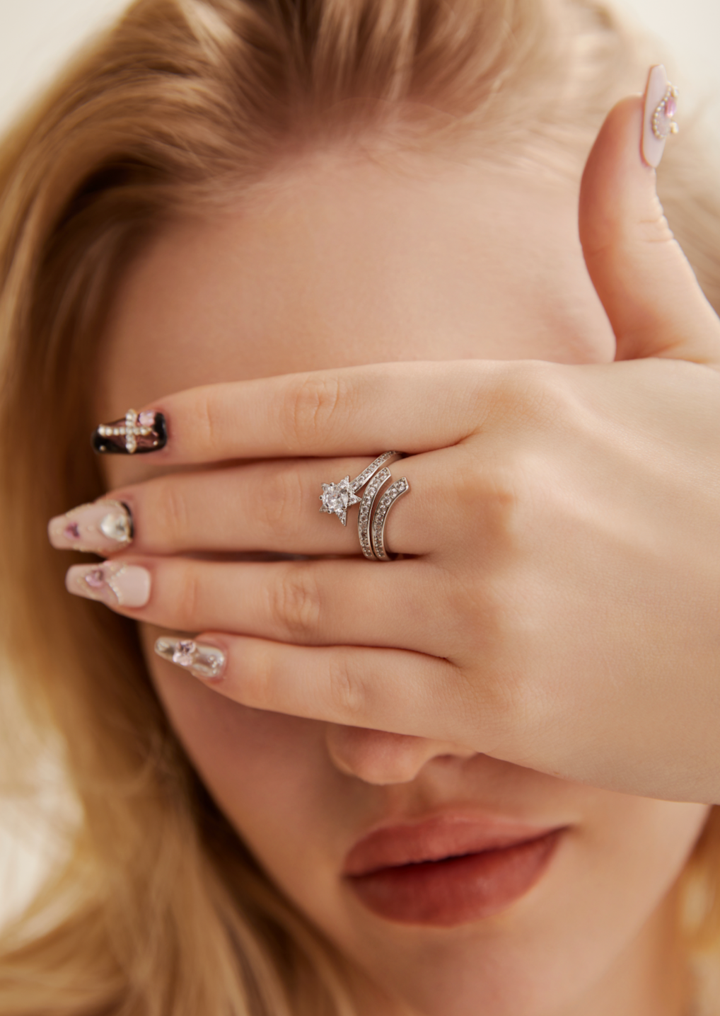 Verstellbarer Meteor-Zirkon-Ring