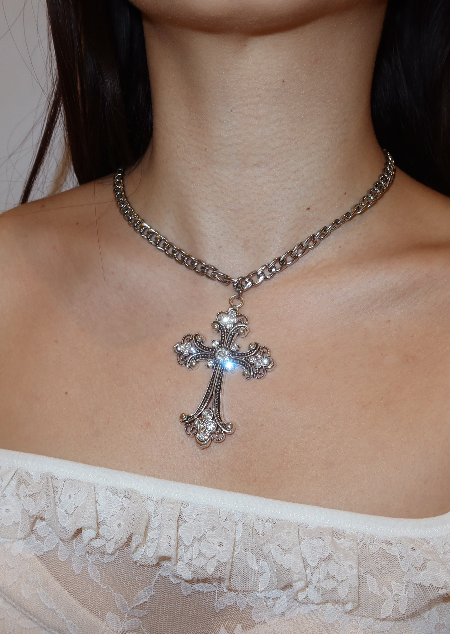 Collana con croce gotica Celeste