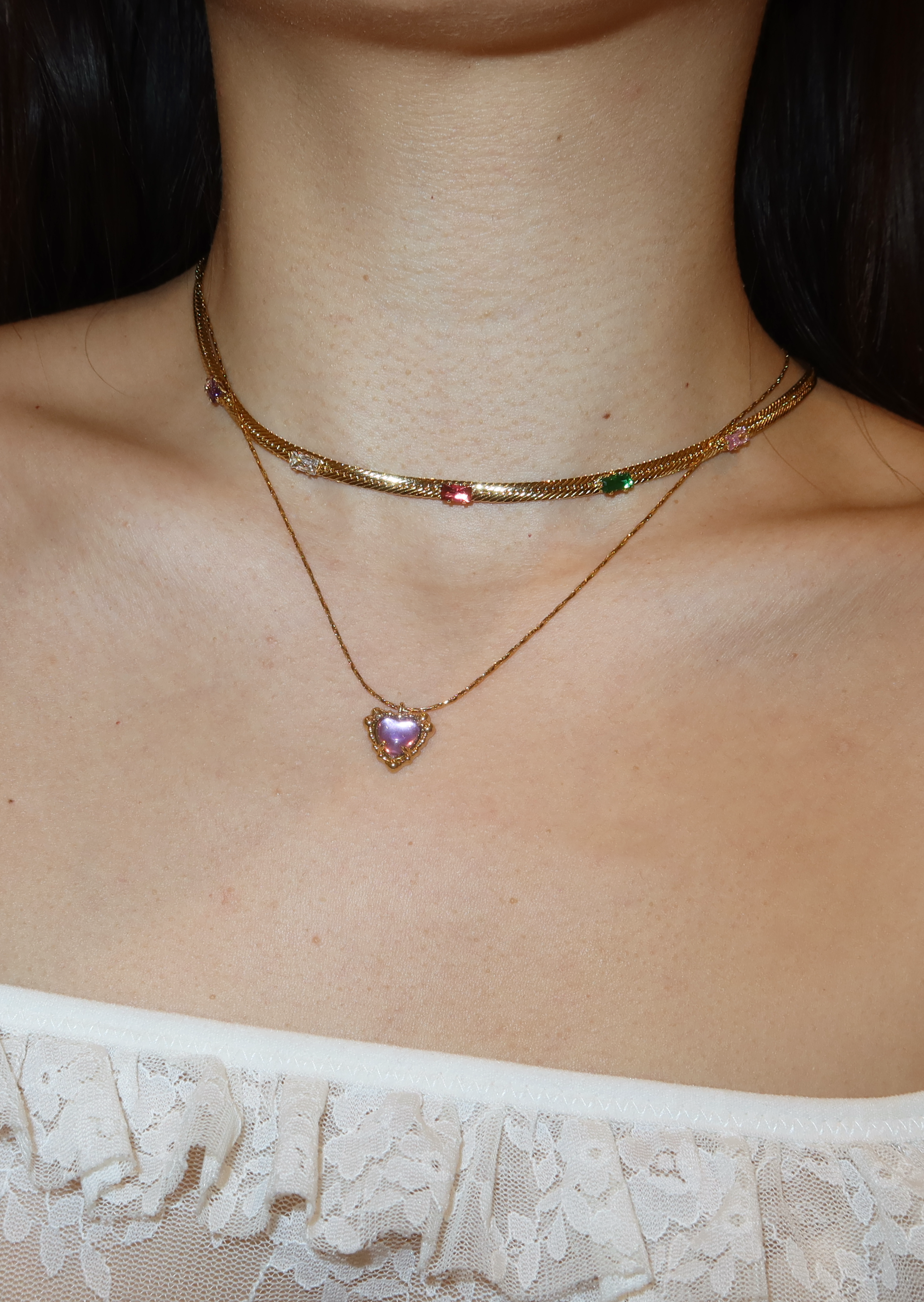 Carly Rosy – Halskette mit Herz-Liebes-Motiv