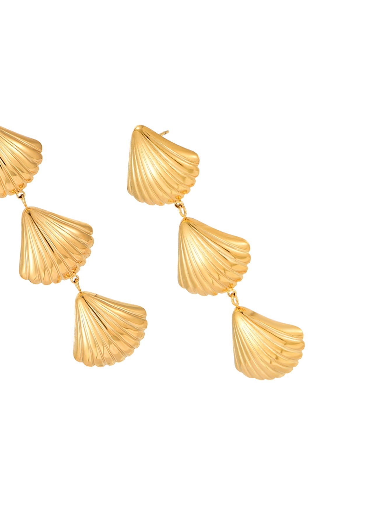 Orecchini Myra Trio Shell dorati