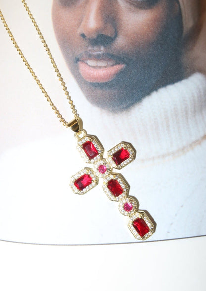 Collana con croce dorata rossa scarlatta