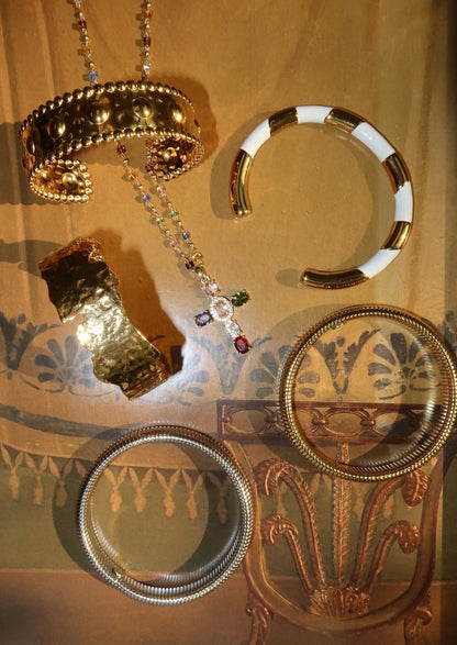 Dalphine Goldenes Armband