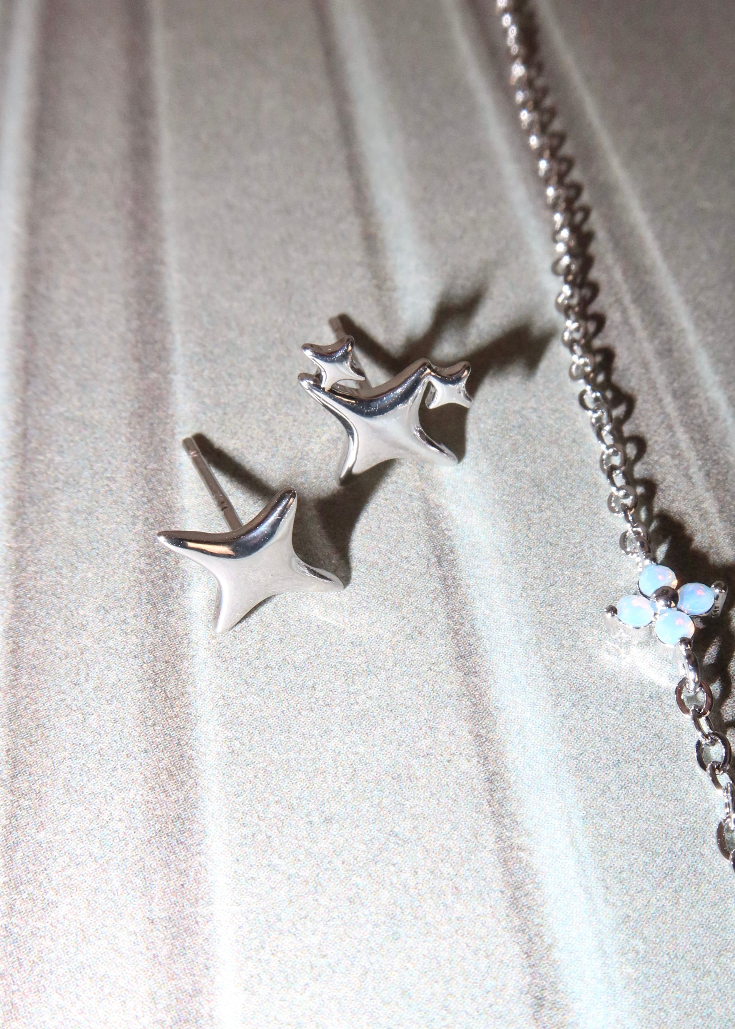 Lumi Stars Silberohrringe