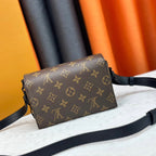 Modische quadratische Handtaschen mit Knöpfen