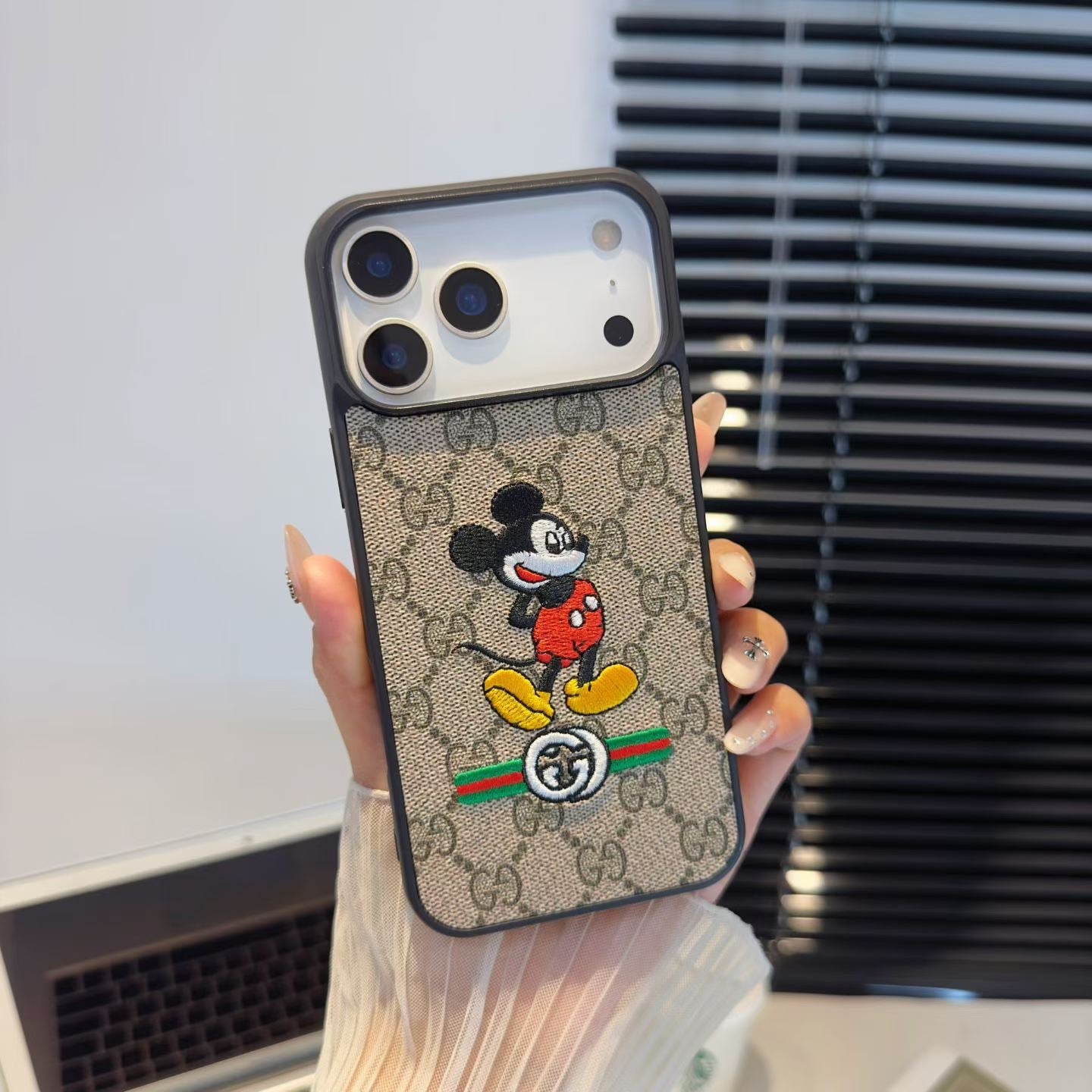 Embroidery Pattern Galaxy Phone Case For Samsung