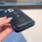 Galaxy Hülle im Letters-Stil für Samsung