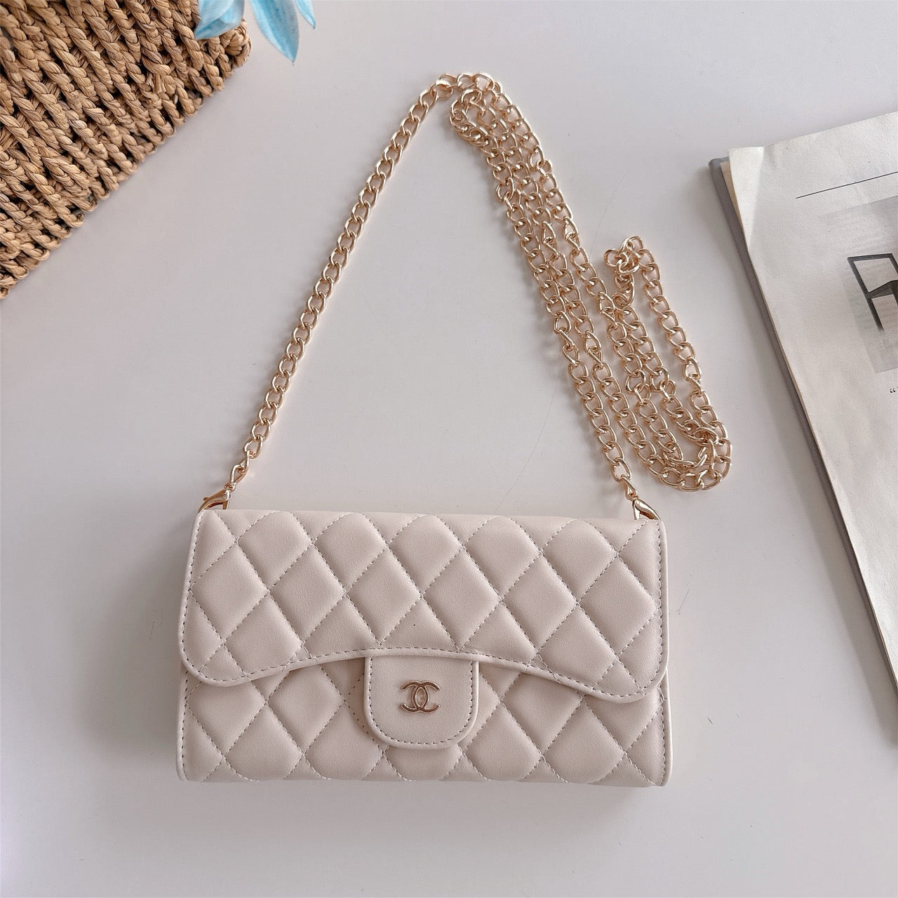 Fresh Color Design Phone Bag