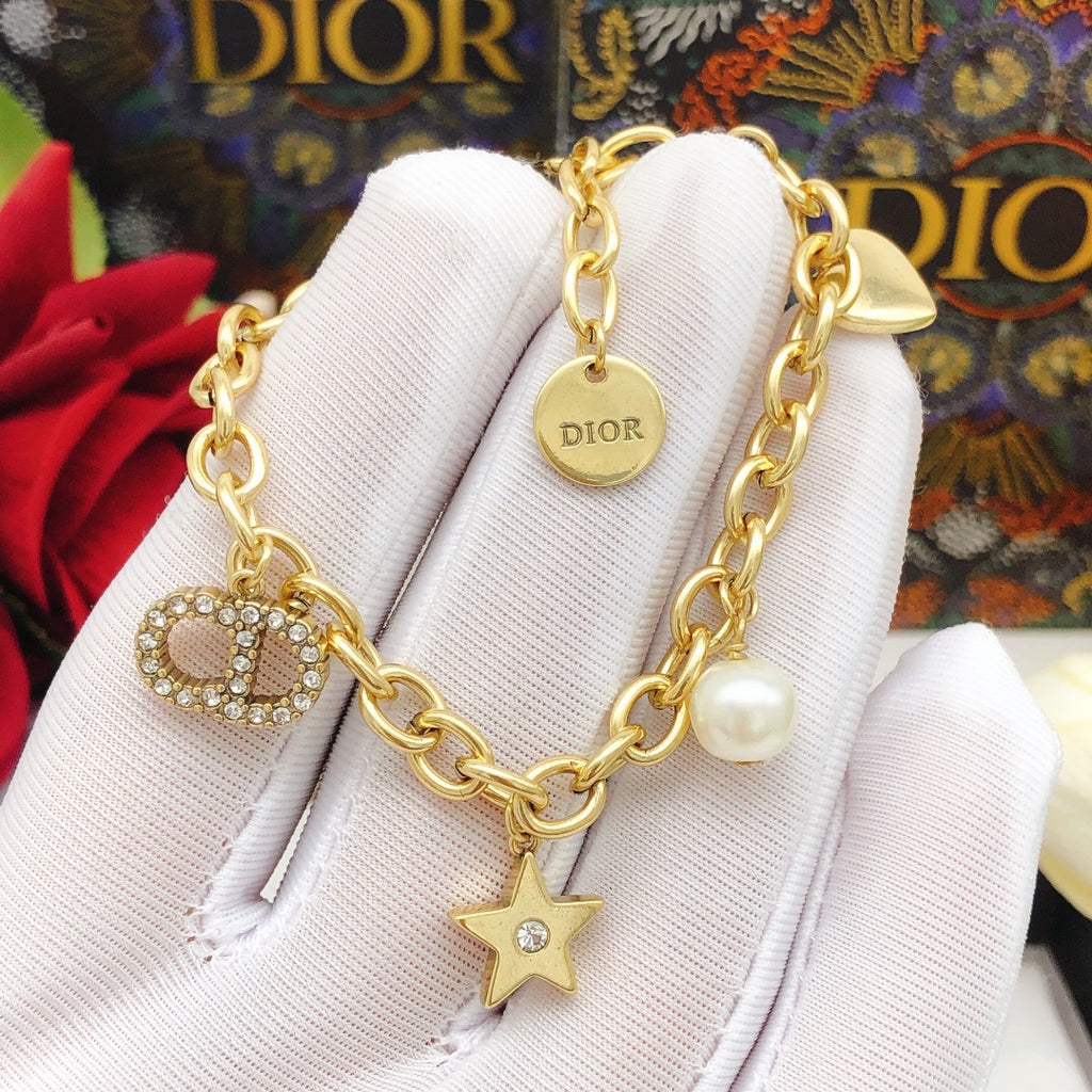Pearl Chain Bracelet