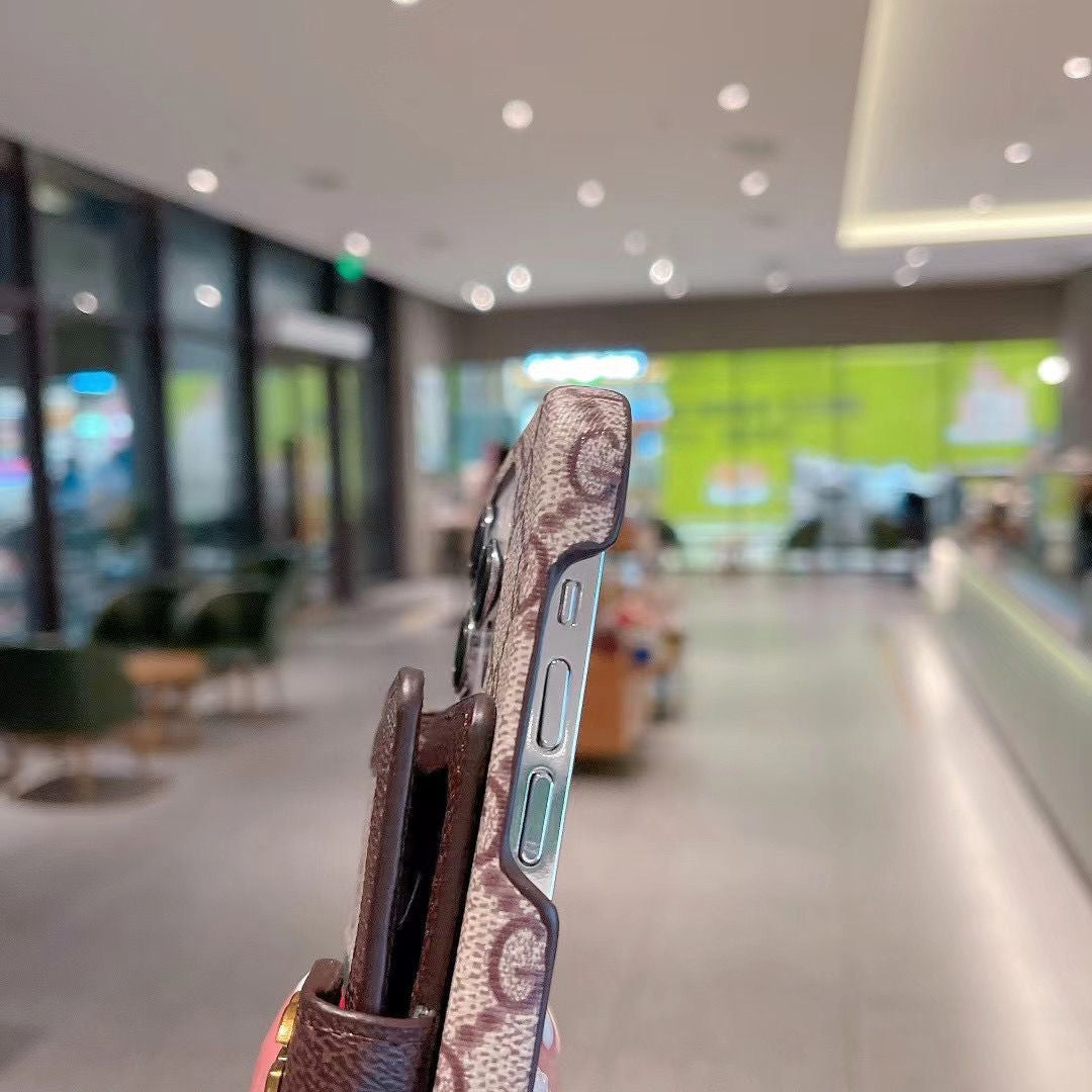 Custodia per telefono con motivo a carte marrone per iPhone