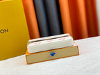 Farbenfrohe, elegante Umschlagtasche