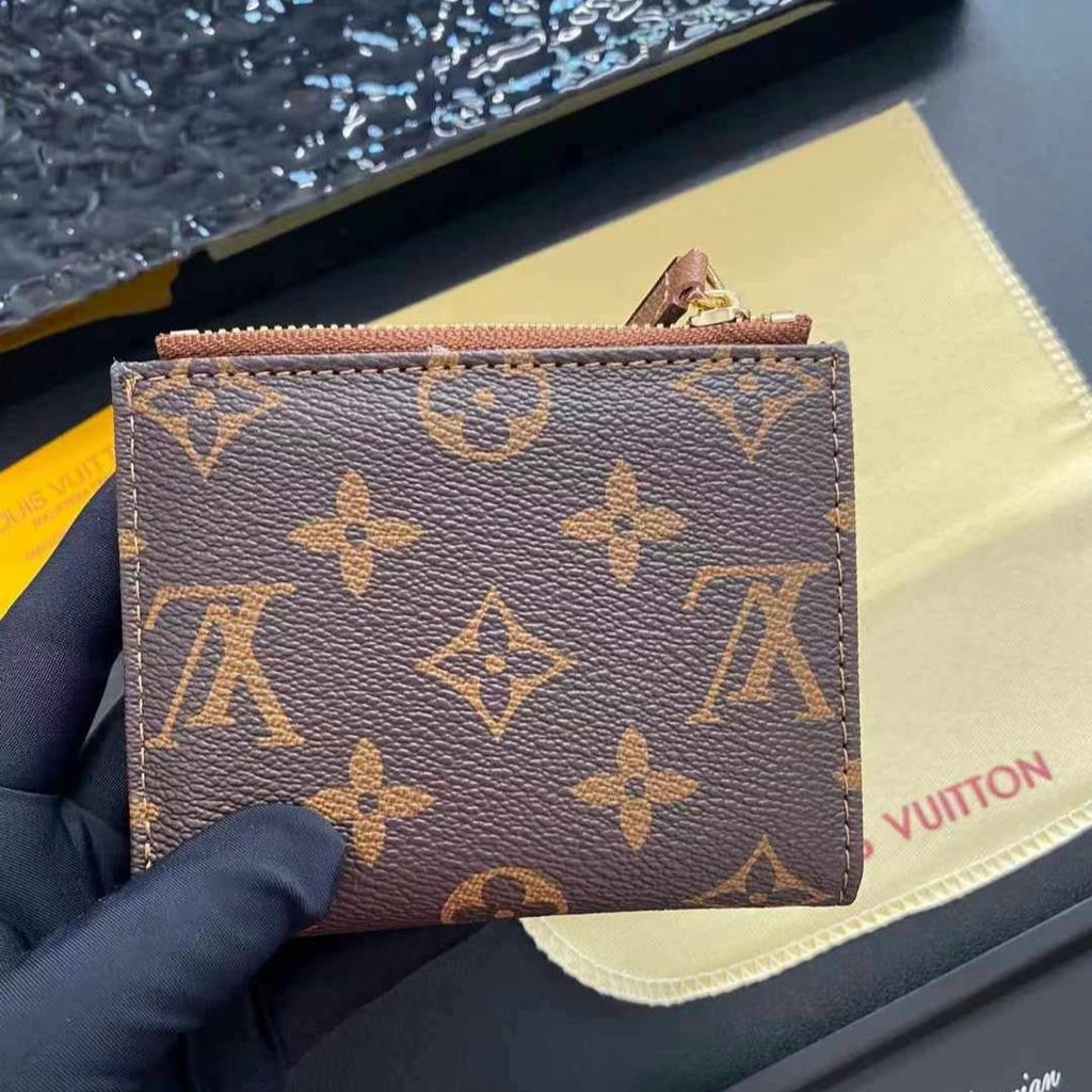 Bellissimo porta carte alla moda