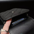 Schwarze Handytasche aus Leder