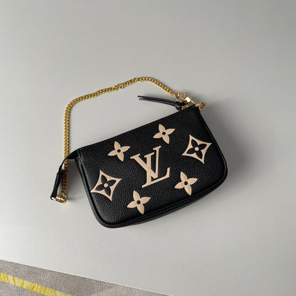 Schwarze Mini-Modetasche