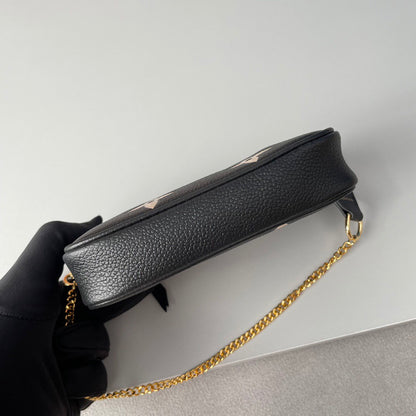 Schwarze Mini-Modetasche