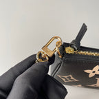 Schwarze Mini-Modetasche