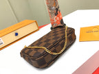 Trendy Gird Square Bag