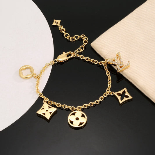 Golden Pendant Chain Bracelet