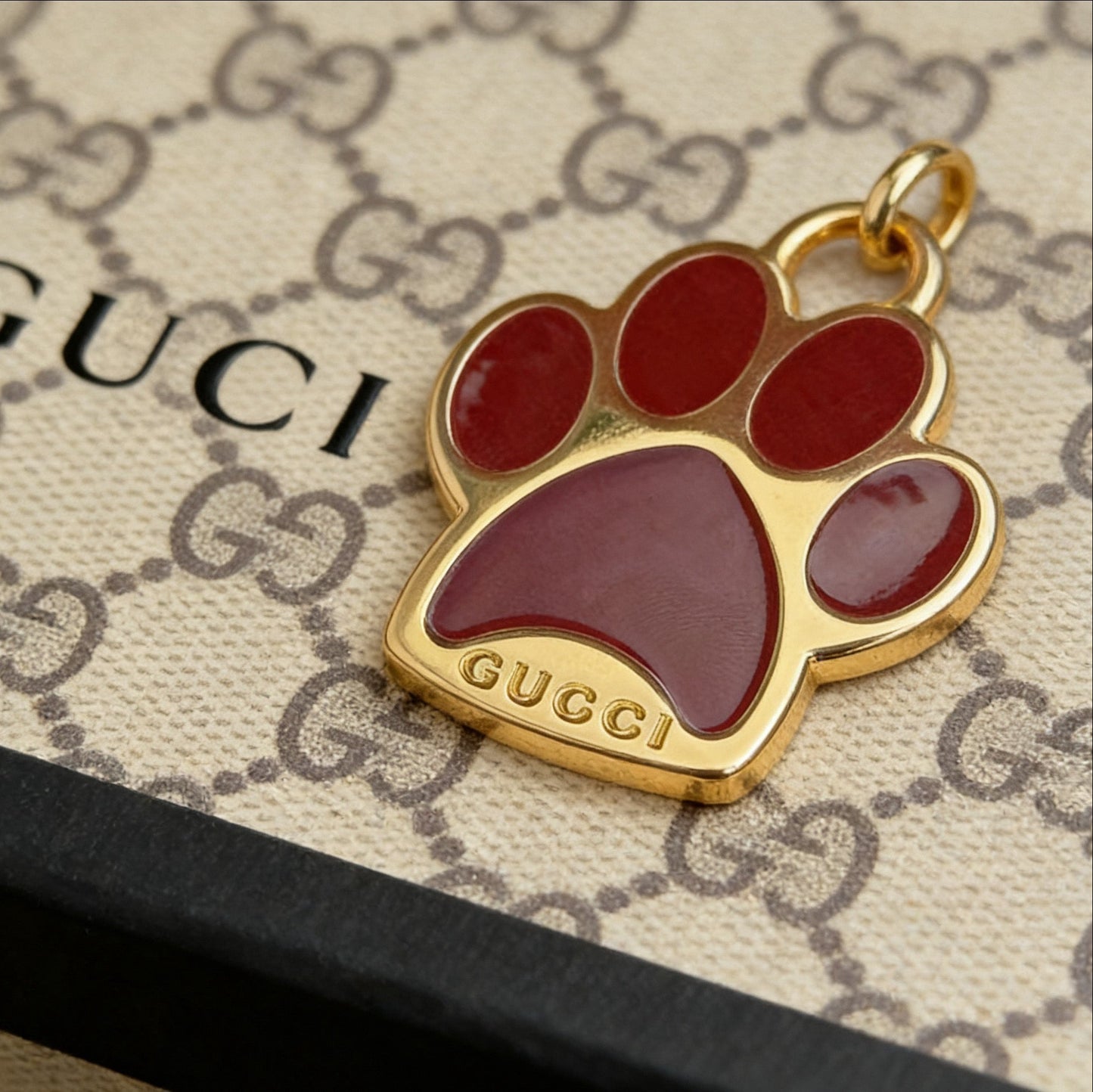 Ciondolo portachiavi con stampa nera