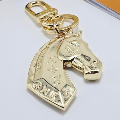 Schlüsselanhänger mit Anhänger aus hochwertigen Metallen