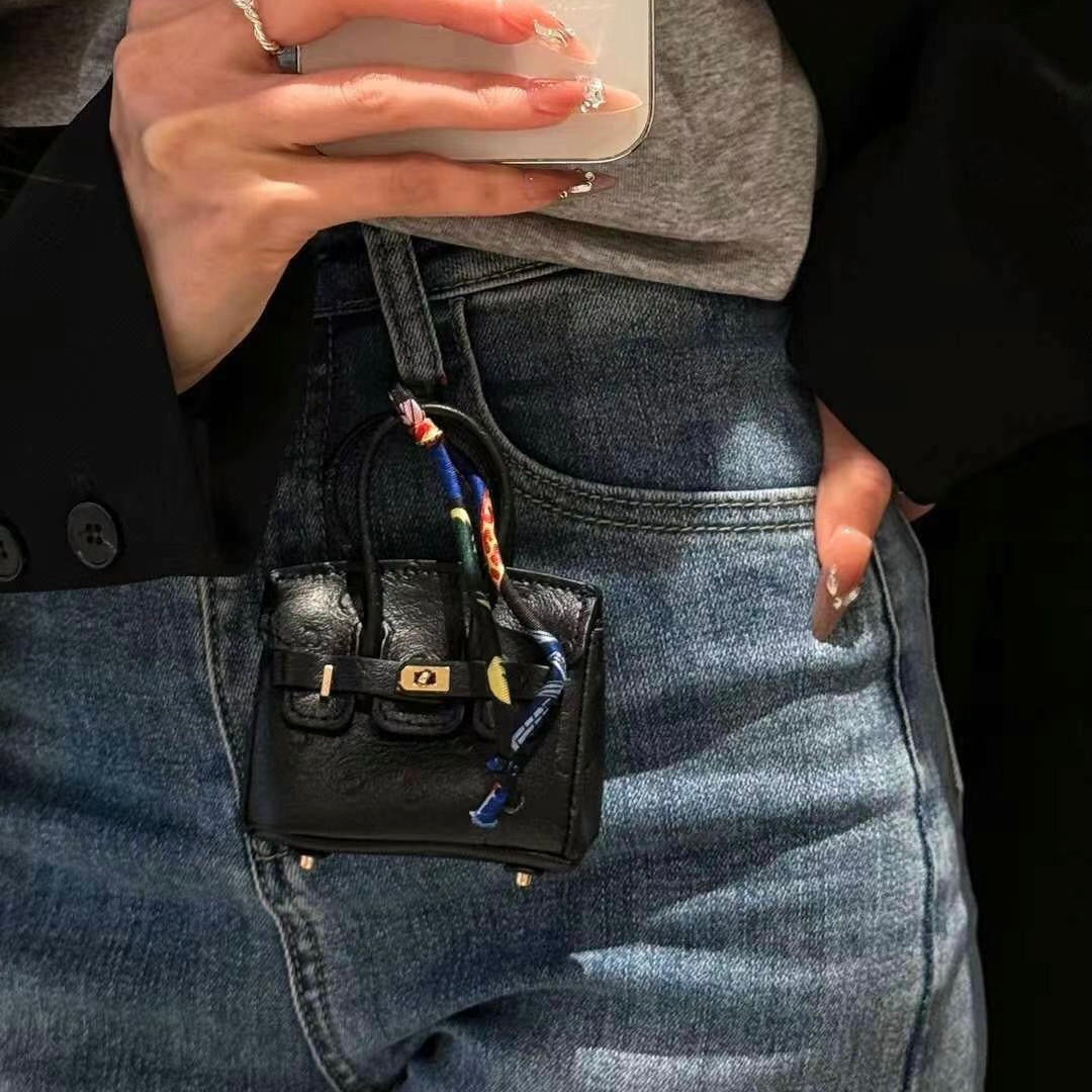 Kopfhörerhülle im frischen Taschendesign 